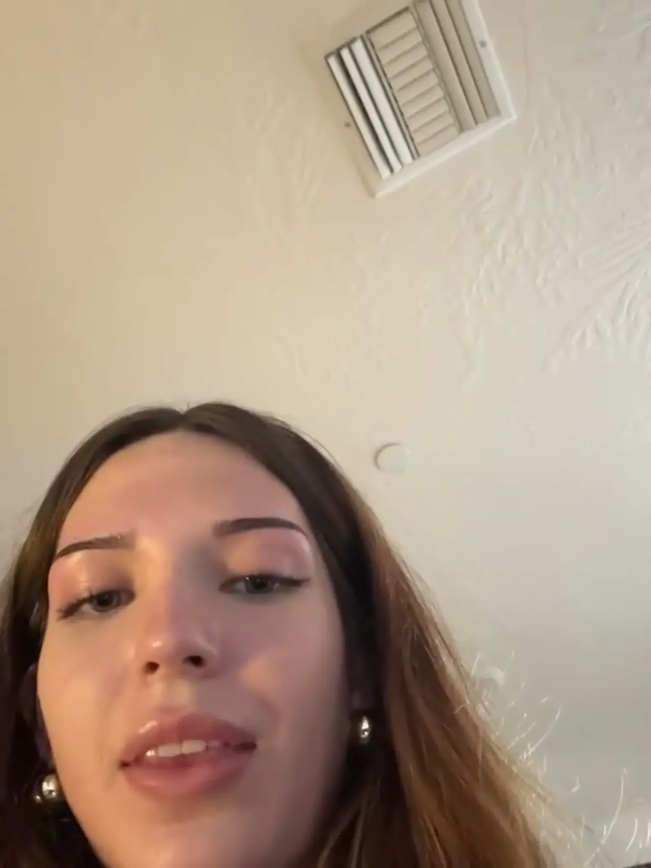 19whitebunny cam show video 9/26/2025