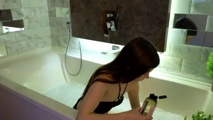 Akira__sunshine cam show video 8/9/2025