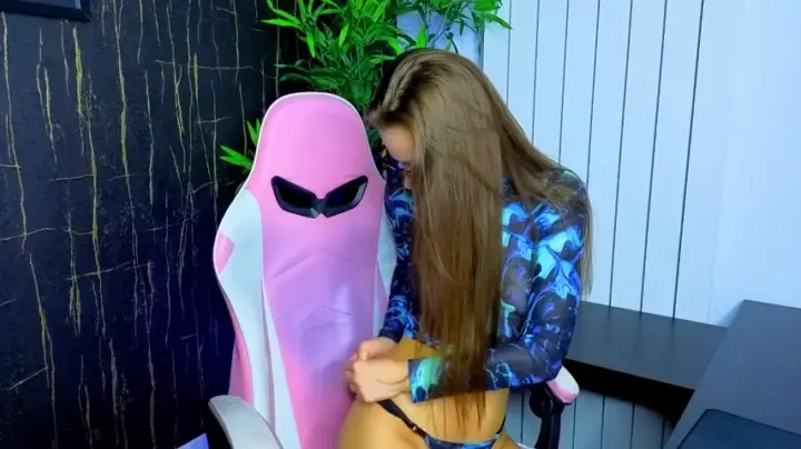 AlyseReuse cam show video 8/24/2025