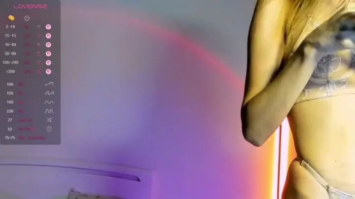 Andrea_Blossom cam show video 8/10/2025