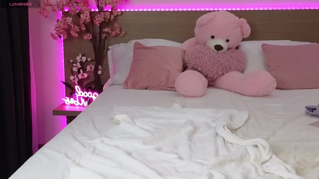 anexblondie cam show video 10/3/2025