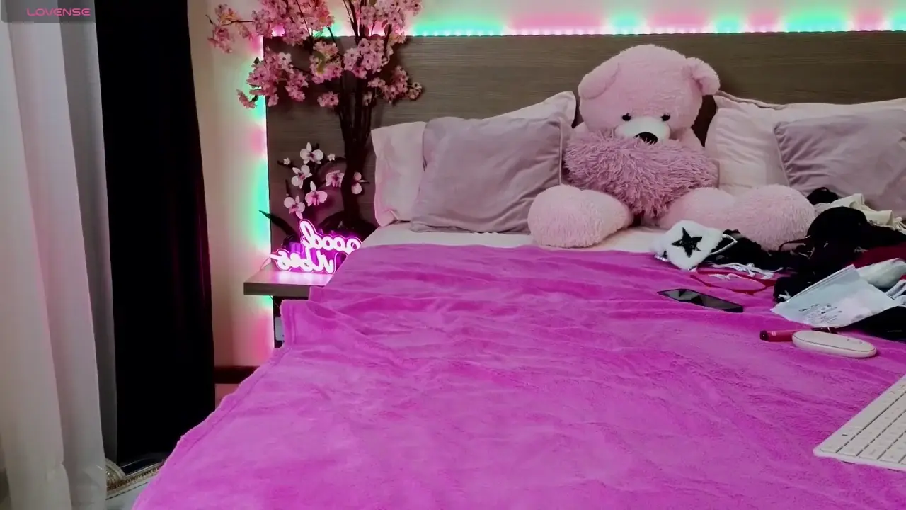 anexblondie cam show video 12/3/2025