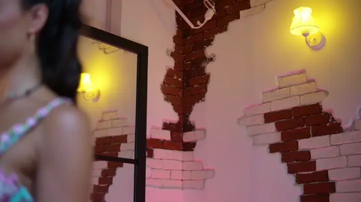 AngelinaCapri cam show video 8/20/2025