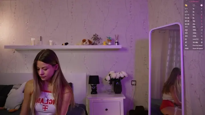 AnneVerity cam show video 8/11/2025