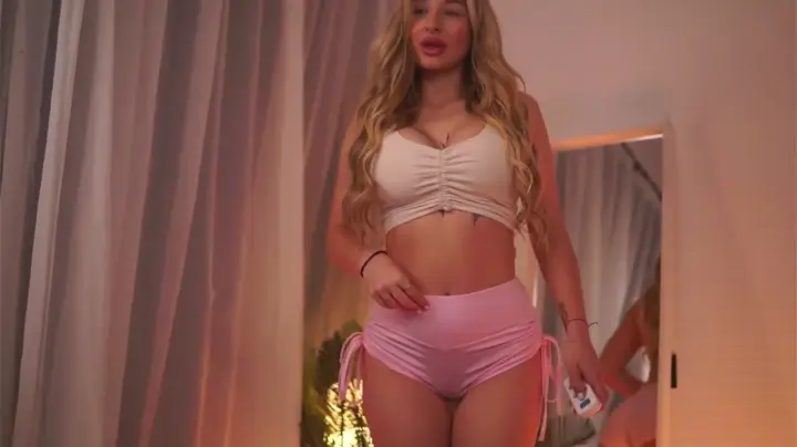 AvaShayy cam show video 8/3/2025