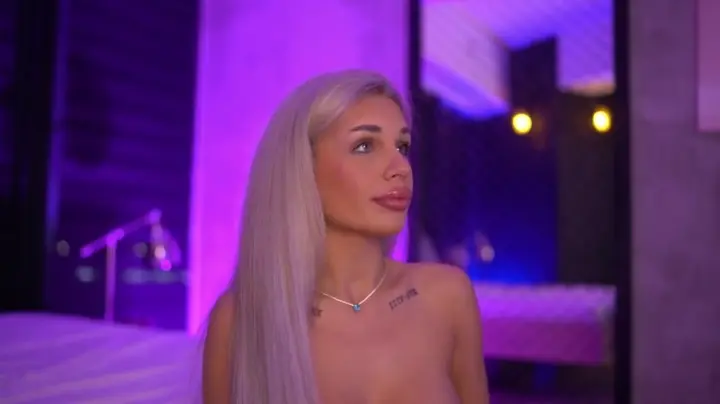 Candy_Ivy cam show video 8/22/2025