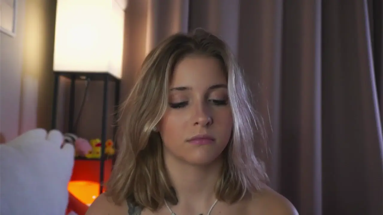ceceliapidcock cam show video 10/4/2026