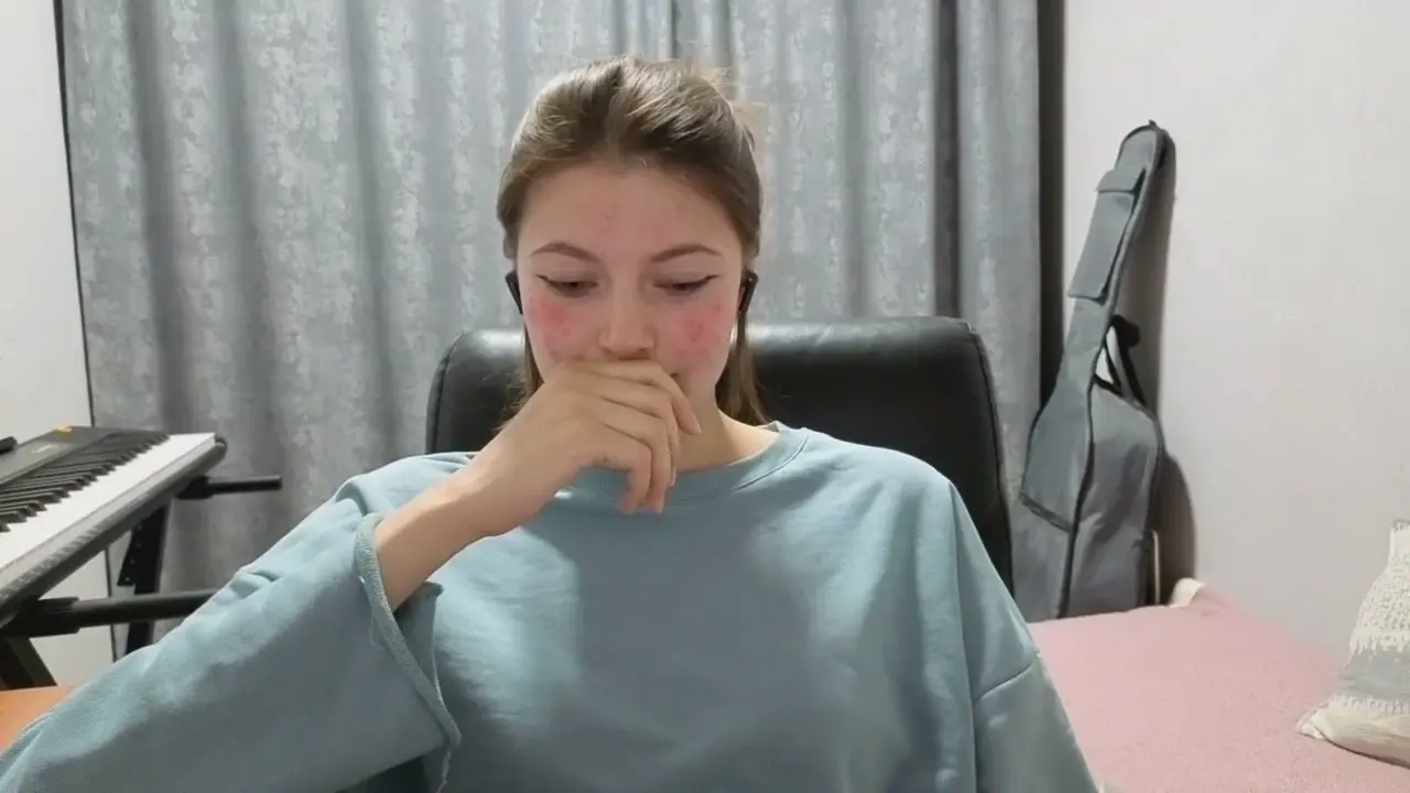 cutieanny cam show video 6/1/2026