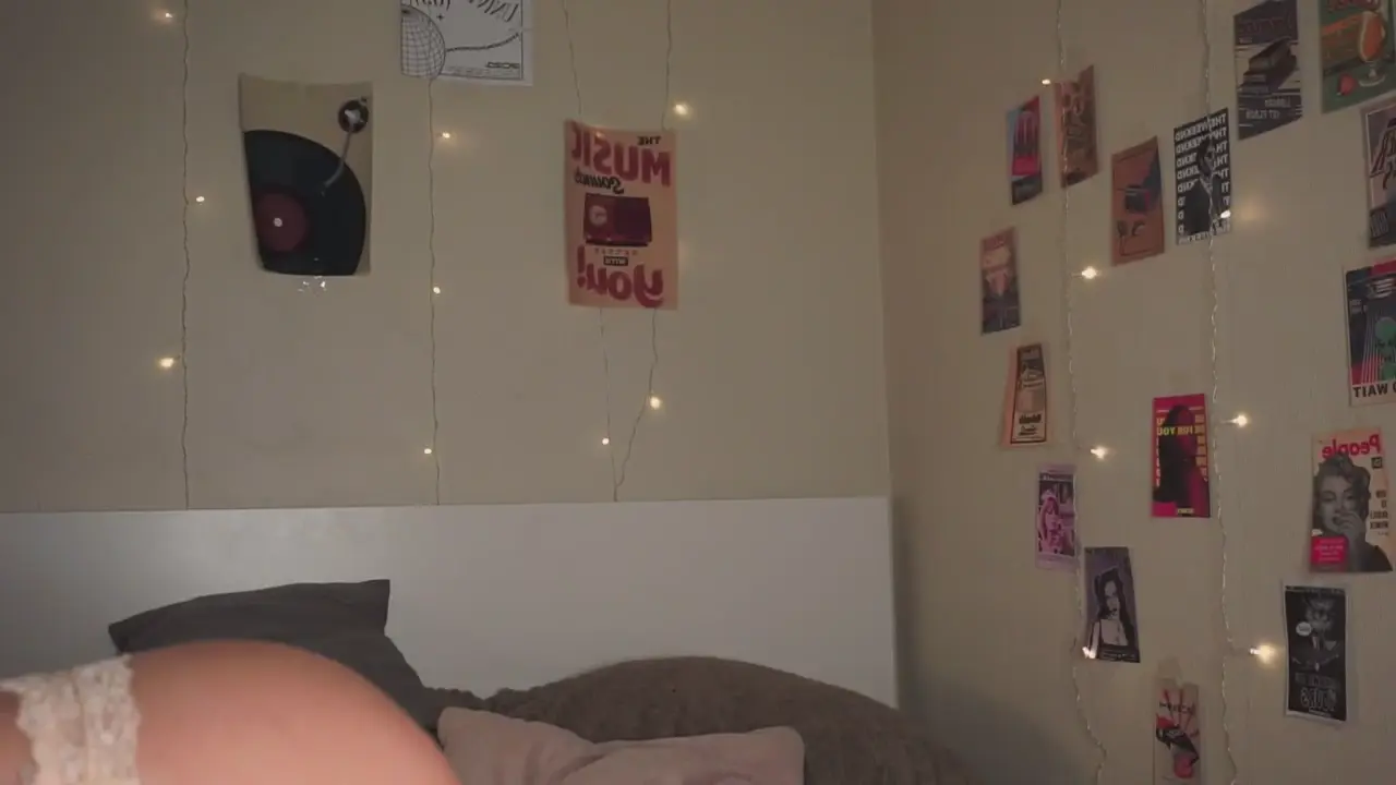 EditaBails cam show video 10/16/2025