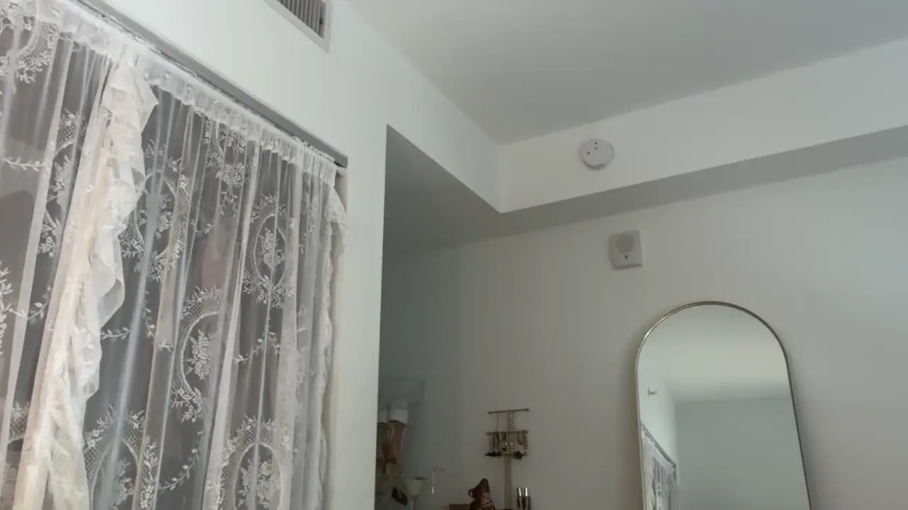 elenahere4u cam show video 5/28/2026