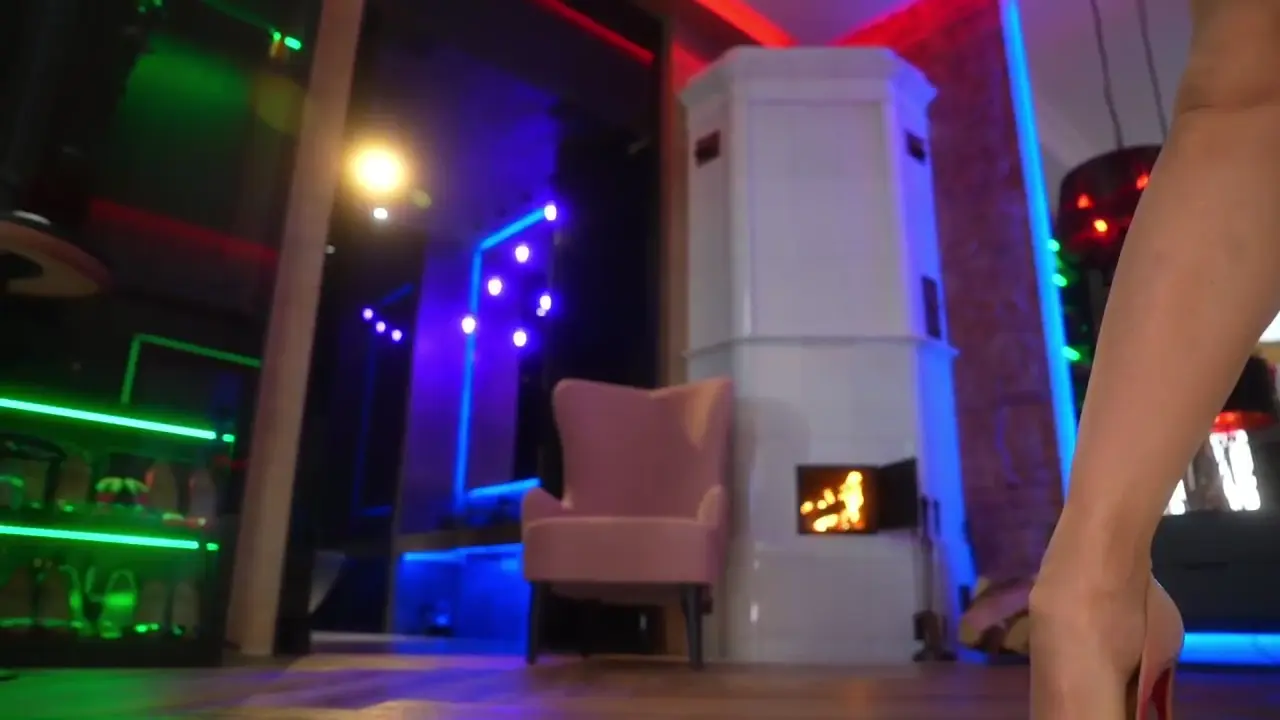 eva_fashionista cam show video 12/12/2025