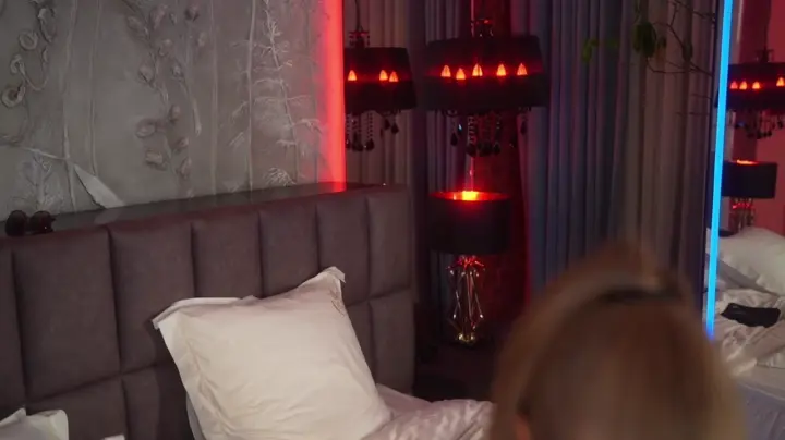 eva_fashionista cam show video 9/3/2025