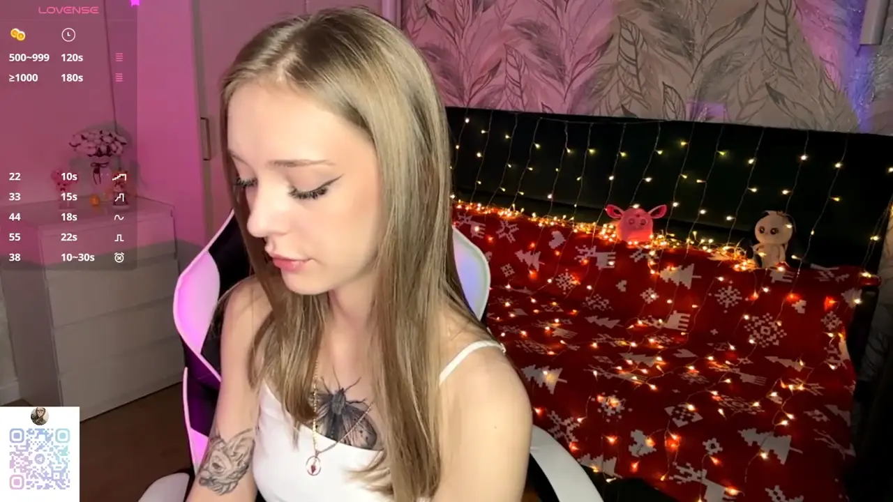 EvaPeace cam show video 12/5/2025