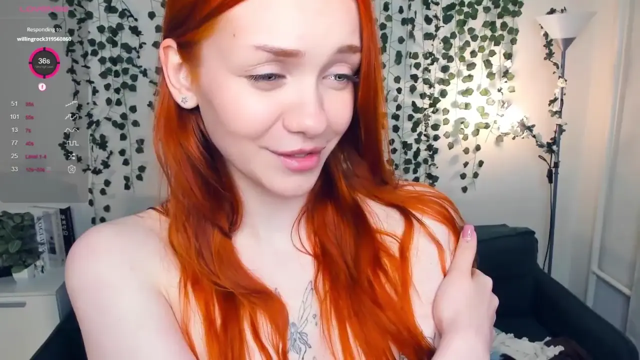 Foxy_blush cam show video 10/28/2025