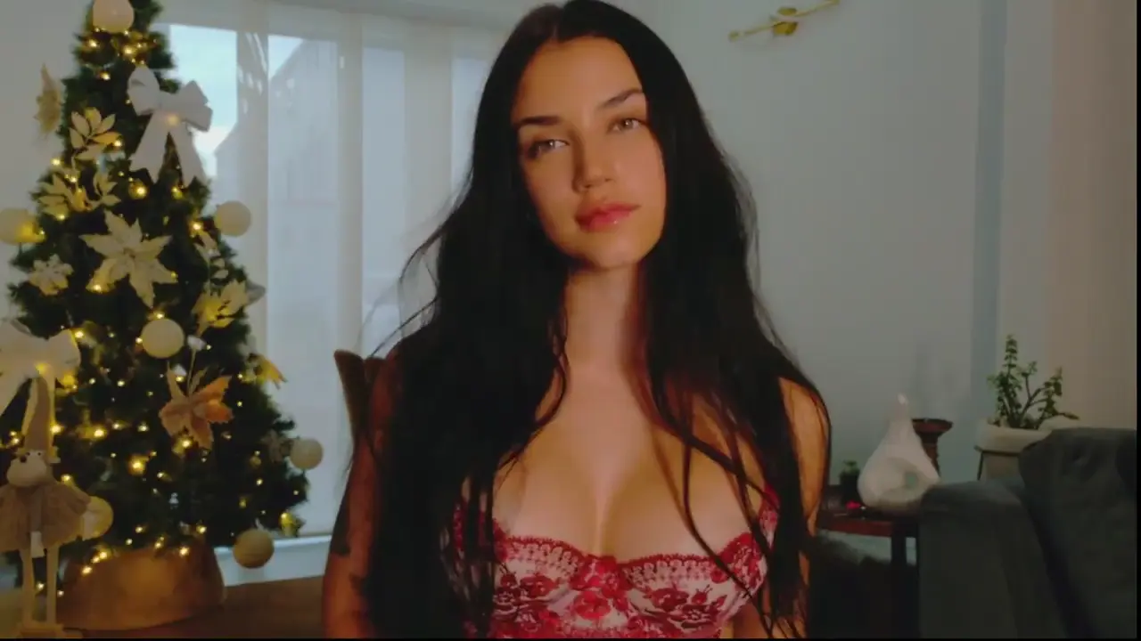 GrettaBenett cam show video 12/24/2025