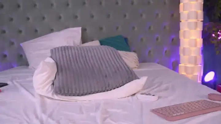 HaileyMadow cam show video 9/22/2025