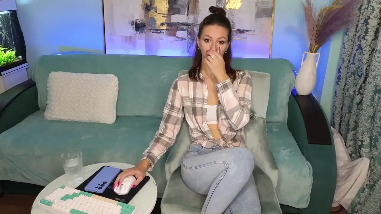 HoneyGirl55 cam show video 10/24/2025