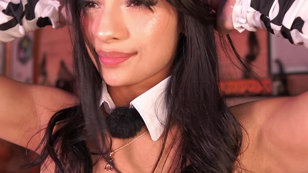 IzzyWild cam show video 10/30/2025