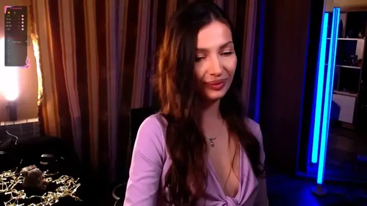 Laura_Bess cam show video 7/29/2025