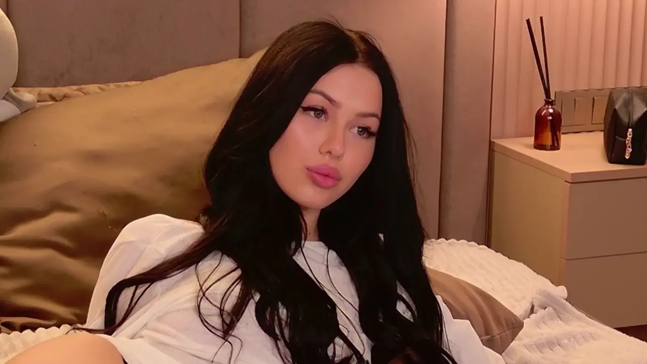 Leya_Foxhall cam show video 9/28/2025