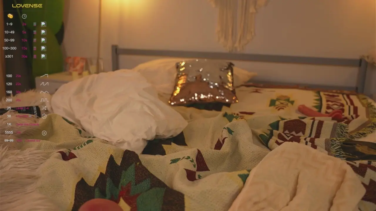 lil_fleur cam show video 10/30/2025