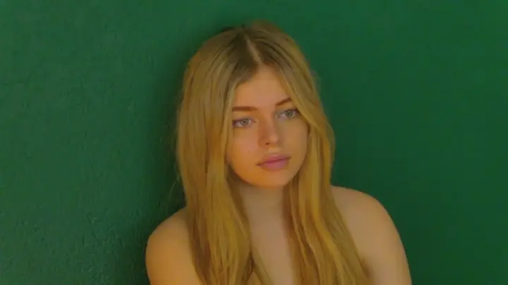 LittlePoem cam show video 8/20/2025