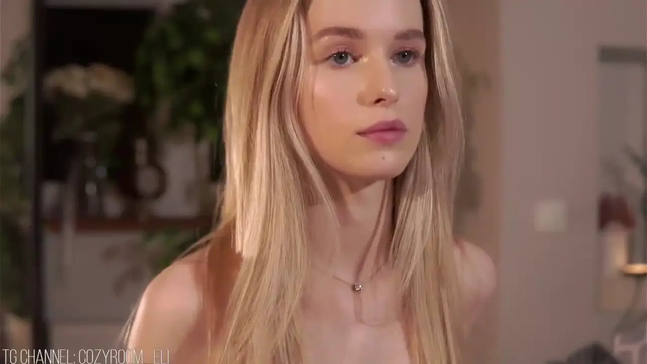 LornaCritchlow cam show video 10/15/2025