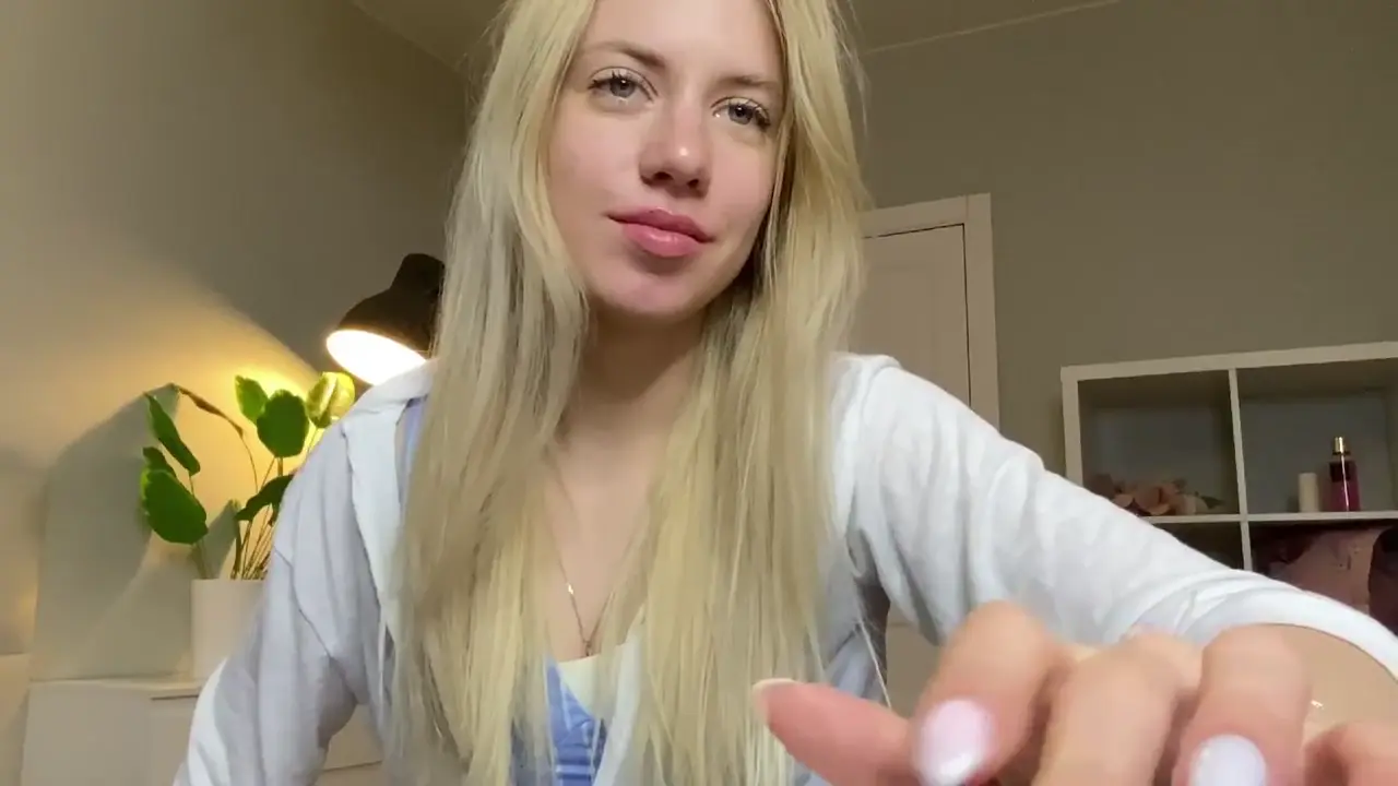 lumineess cam show video 4/20/2026