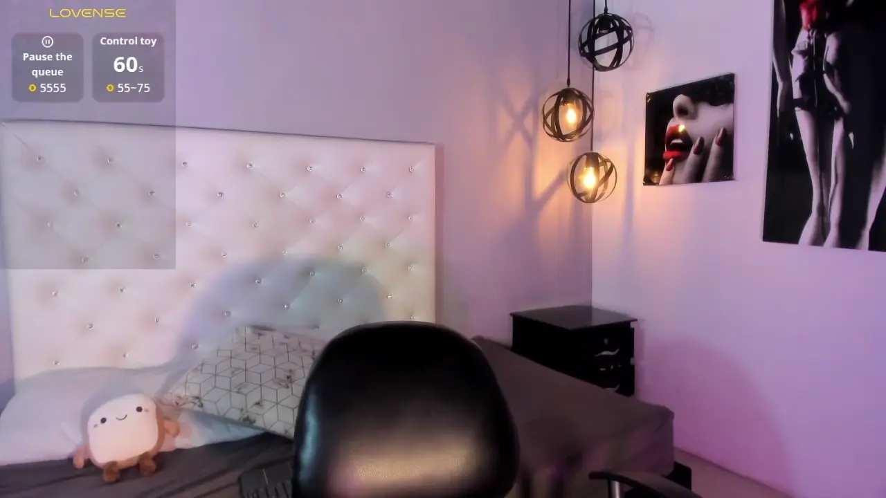 Nicollee_Heart cam show video 12/26/2025