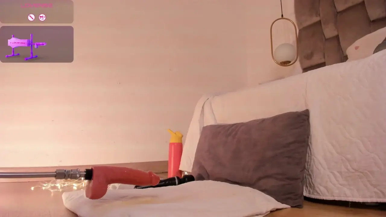 Pame_Parker_ cam show video 10/21/2025