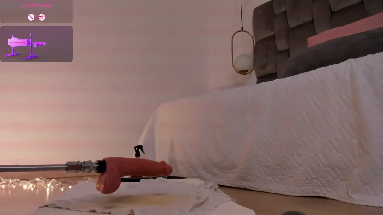 Pame_Parker_ cam show video 10/24/2025