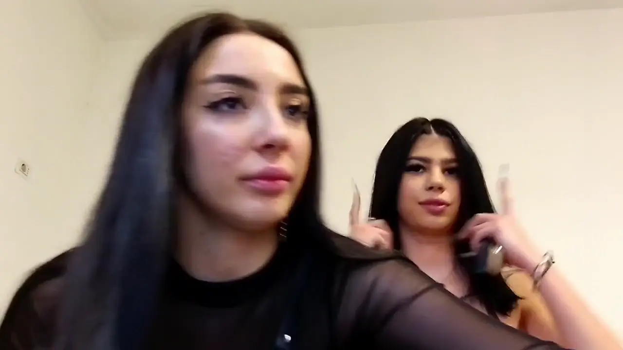 sierra_halle cam show video 10/16/2025