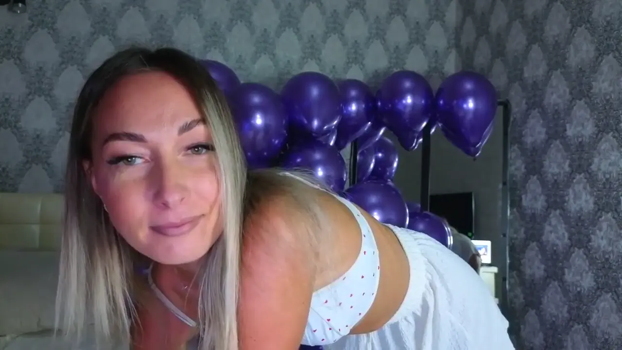 StarryHanna cam show video 10/2/2025