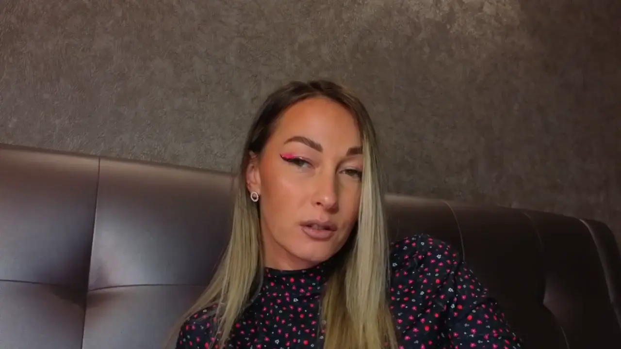 StarryHanna cam show video 10/15/2025