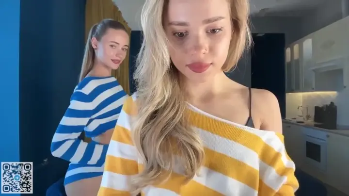 sunsally cam show video 8/21/2025