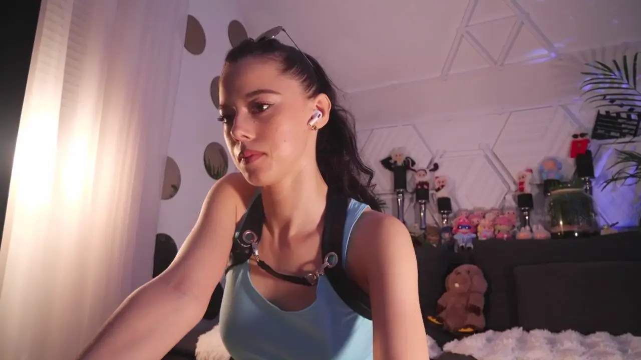 taanni_bc cam show video 10/15/2025