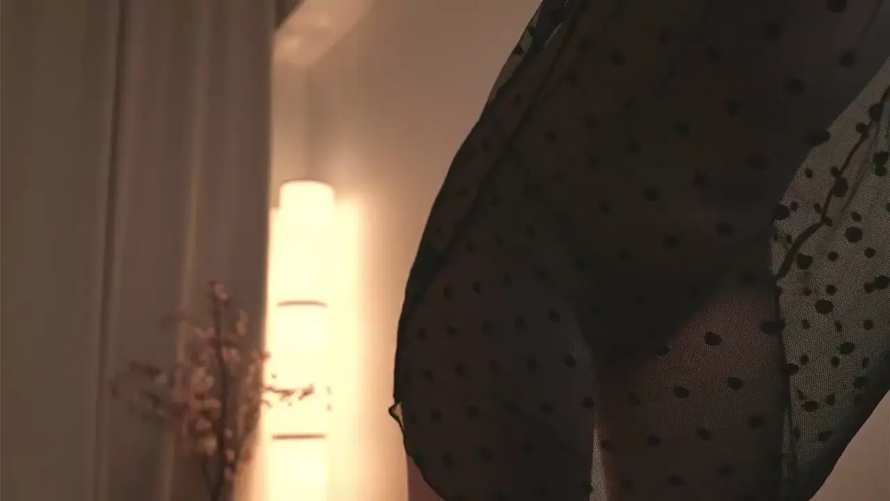 tokyo_bloom cam show video 12/8/2025