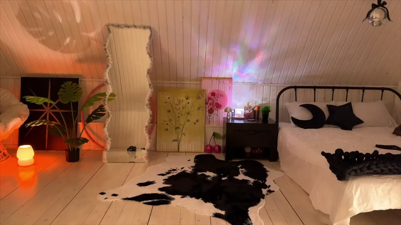 uwunikaa cam show video 11/16/2025