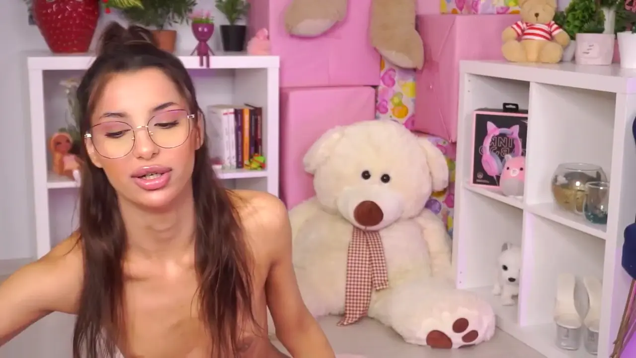 ZariaVera cam show video 10/19/2025