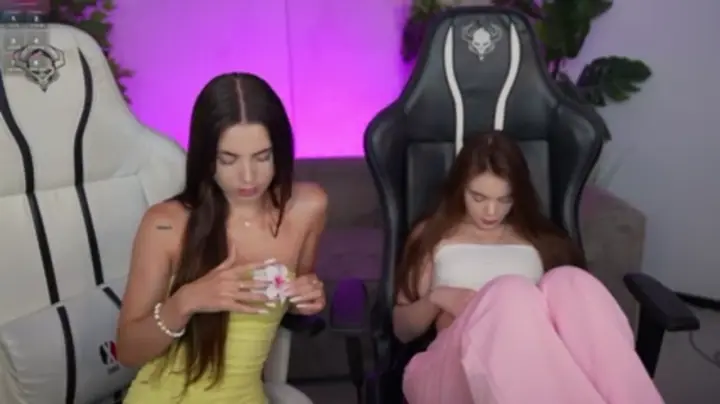 Zlata_Sky cam show video 9/4/2025