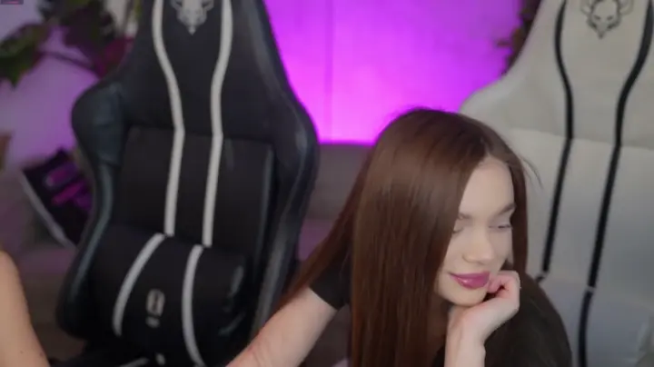 Zlata_Sky cam show video 8/3/2025