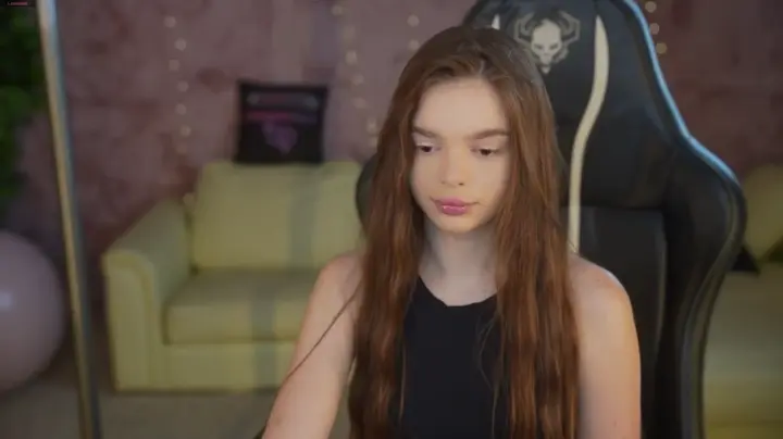 Zlata_Sky cam show video 8/4/2025