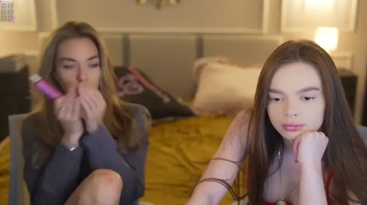 Zlata_Sky cam show video 8/2/2025