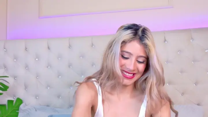 ZoehAngel cam show video 9/19/2025